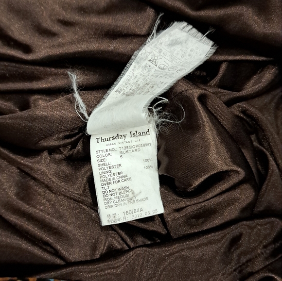 THURSDAY ISLAND Dress - Picture 7 of 7